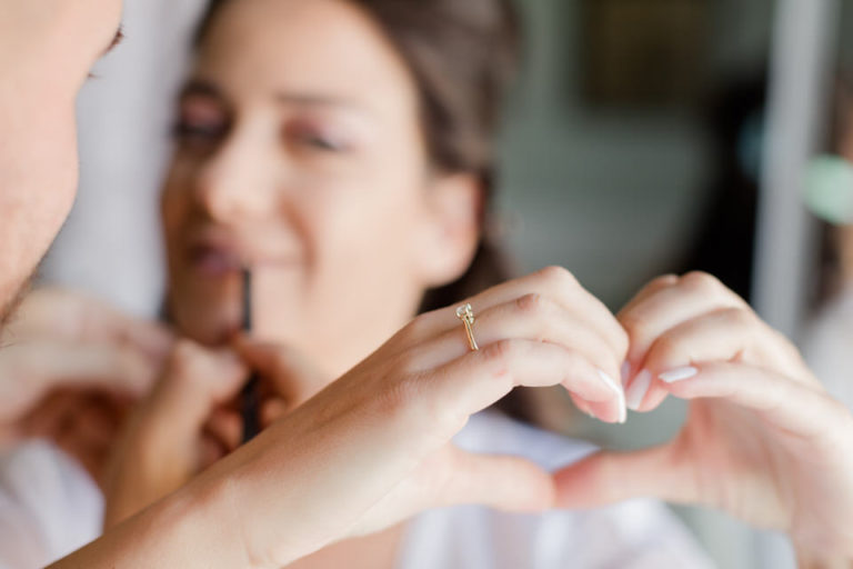 Φωτογράφιση Προετοιμασίας νύφης | Φωτογράφος γάμου βάπτισης Αθήνα